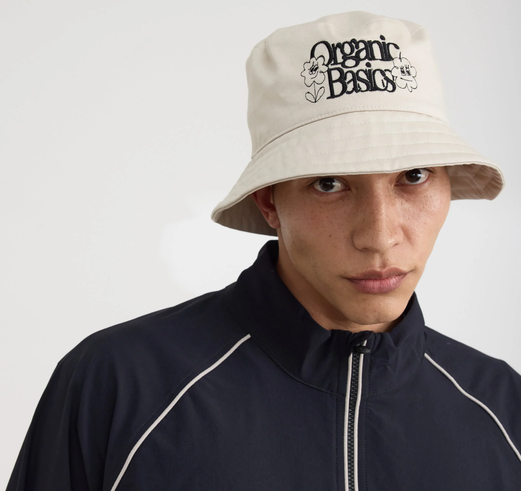 Core Casual Bucket Hat - Image 2